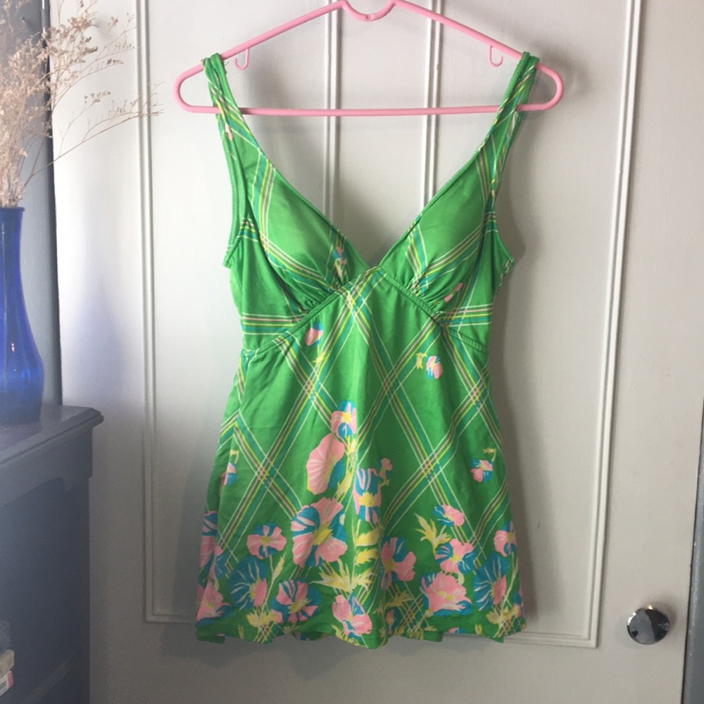 Vintage swimsuit label says size 8-10